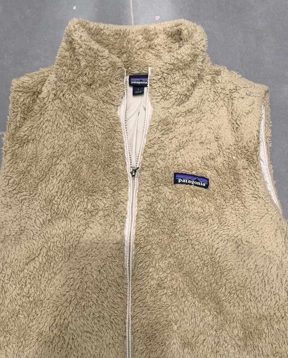 Patagonia Los Gatos Fleece Vest Size L Tan Beige